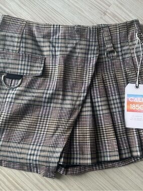 NWT CALI 1850 Med Skort Plaid Pleated Mini Skirt with D-Ring Detail Y2K
